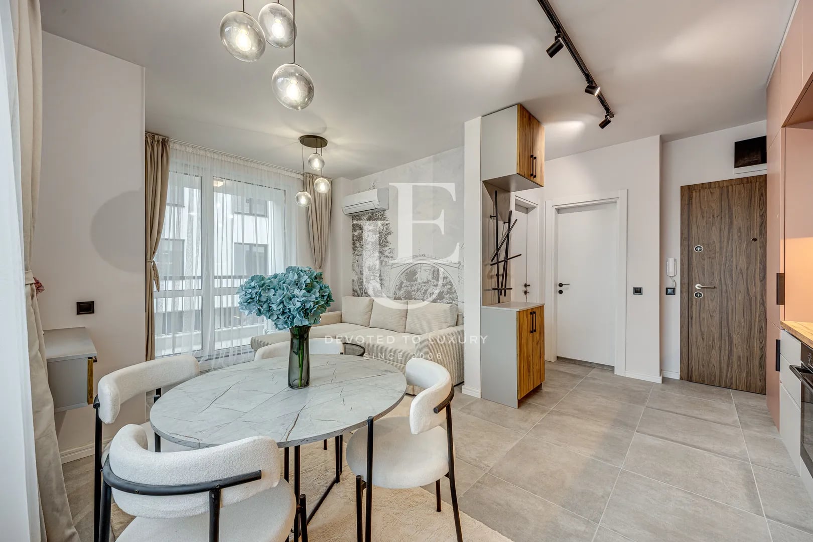 Stylish one-bedroom apartment for sale in Krastova Vada